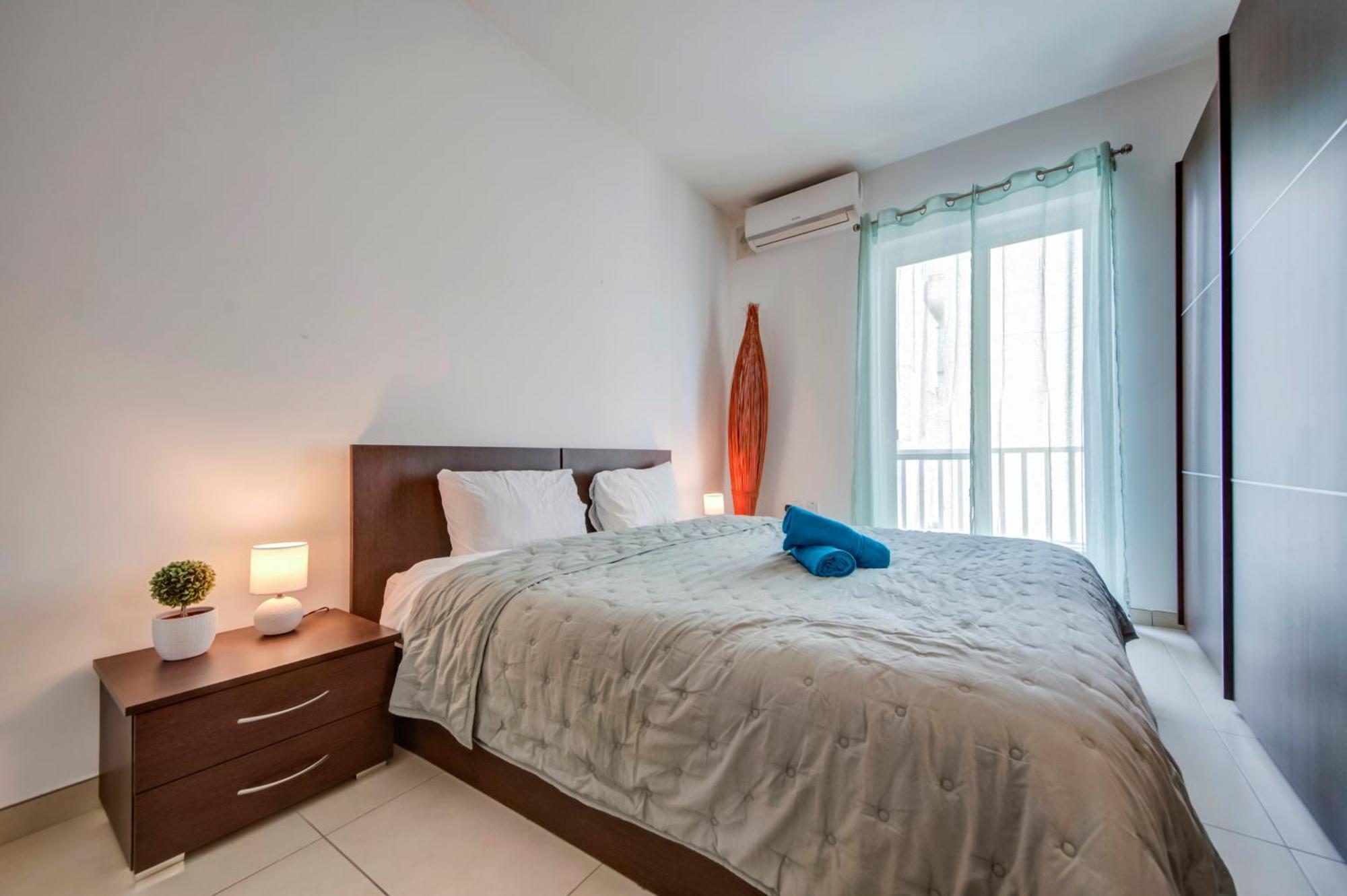 Modern 2Br Apt With Balconies In St Julians, Paceville - Apt 5 By Vaganza Saint Julian's Ngoại thất bức ảnh